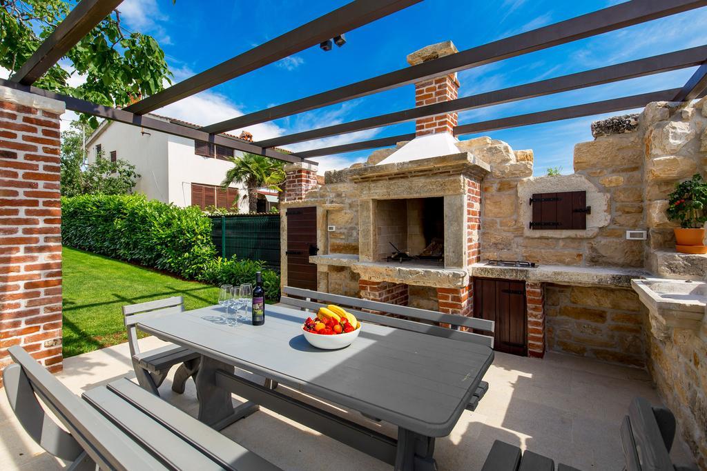 Villa Parenzana Visnjan Bagian luar foto