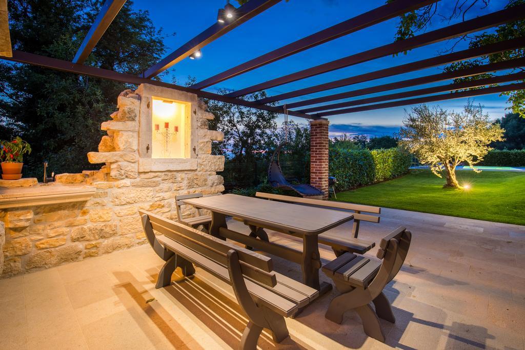 Villa Parenzana Visnjan Bagian luar foto